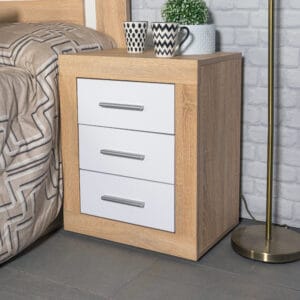 Contemporary Bedroom Decor with Oak White Table